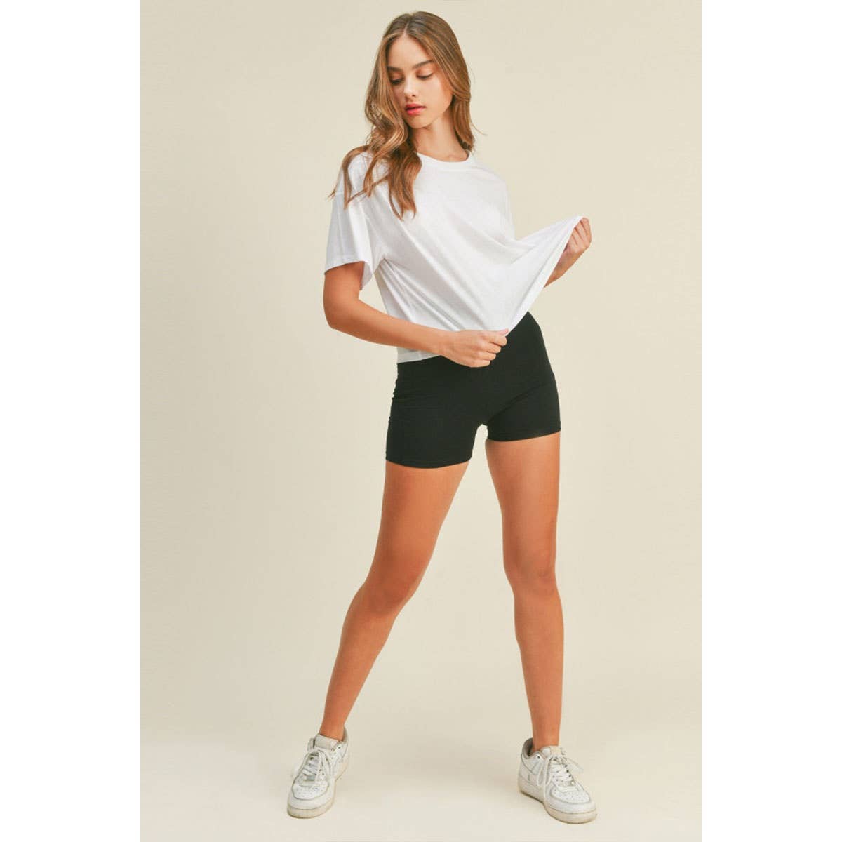 oversized boxy crop top